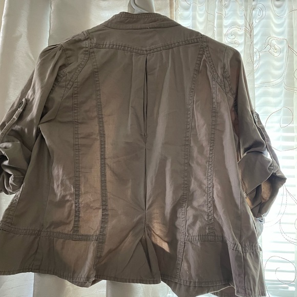 Tan jacket - Picture 4 of 4